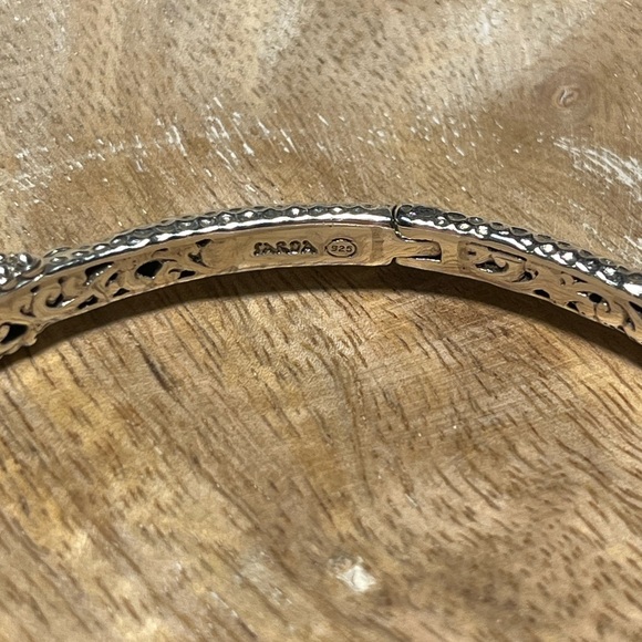 Sarda Artisan Sterling Silver Cut Out Filigree Scroll Hinged Bangle - Picture 10 of 16